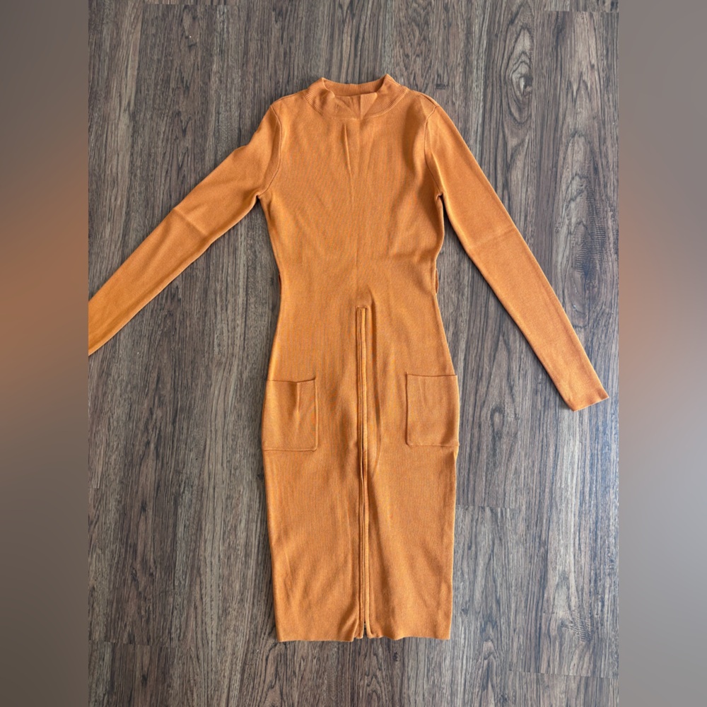 Hera Collection Long-Sleeve Knit Dress